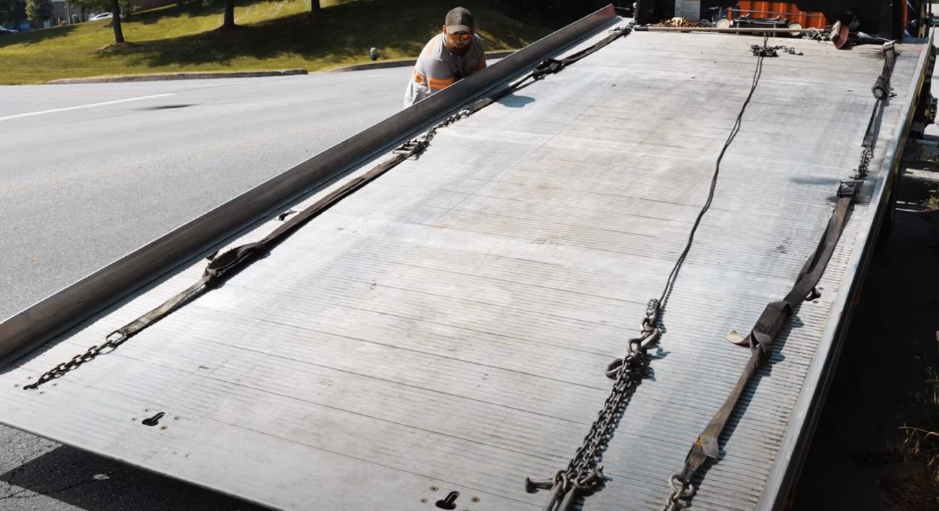 Flatbed Towing service in Carmel, IN